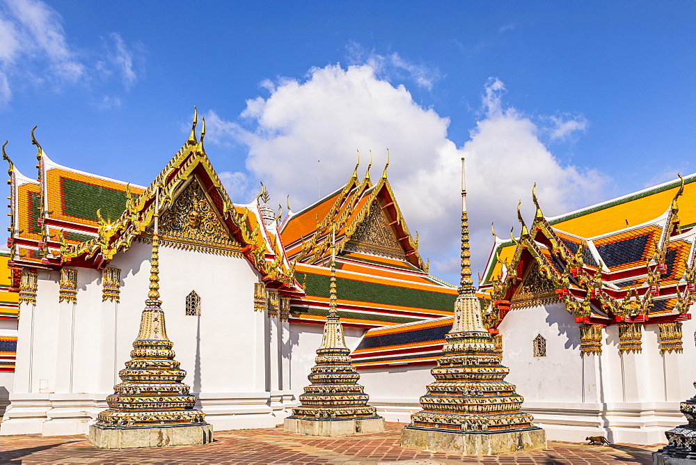 Wat Pho (Temple of the Reclining Buddha), Bangkok, Thailand, Southeast Asia, Asia