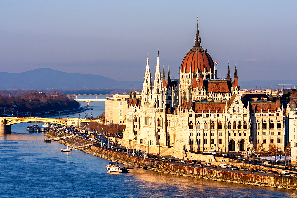 The Hungarian Parliament on the River Danube, UNESCO World Heritage Site, Budapest, Hungary, Europe