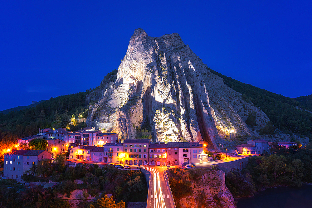 Rocher de la Baume, Sisteron Rock at blue hour, Sisteron, Alpes-de-Haute-Provence, Provence-Alpes-Cote d'Azur, Provence, France, Europe