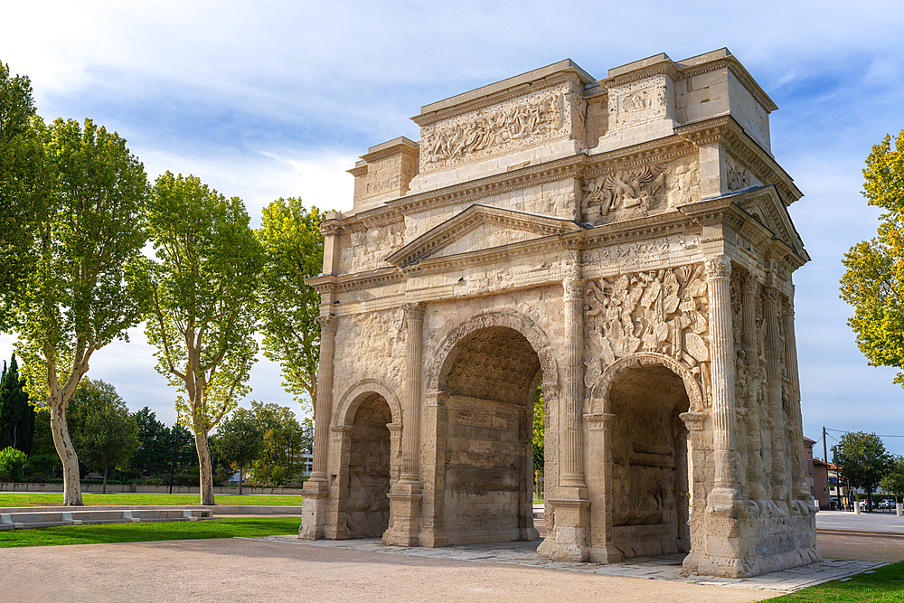 Arc de Triomphe d'Orange, ancient arc of Orange, UNESCO World Heritage Site, Orange, Provence, France, Europe