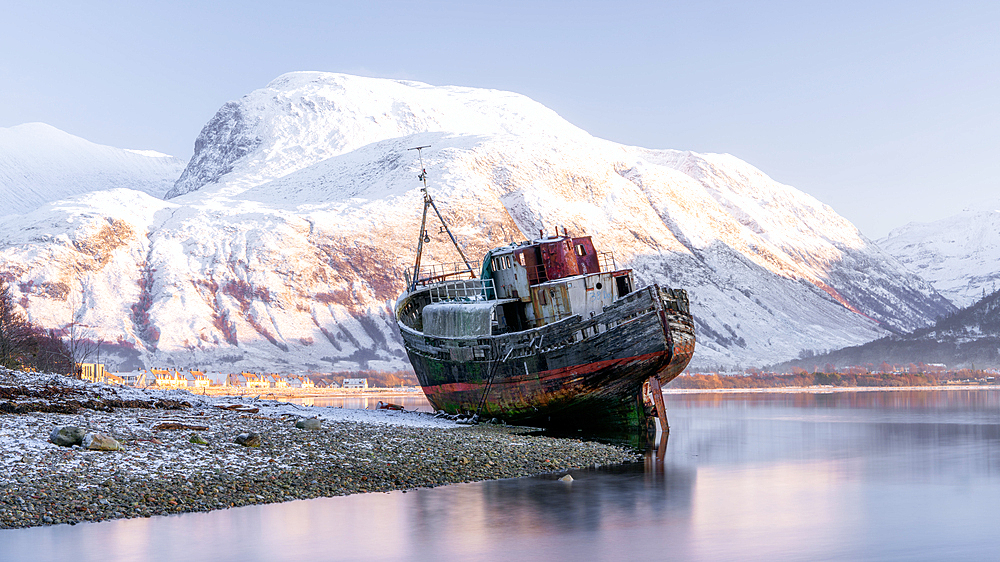 Old boat wreck at Caol with Ben Nevis in the background, Scottish Highlands, Scotland, United Kingdom, Europe