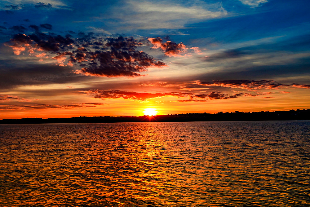 Beautiful sunset on the Yellowstone River, North Dakota, United States of America, North America