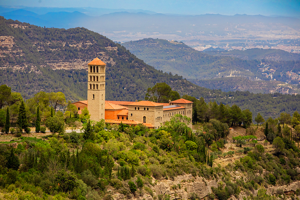 Abadia de Montserrat Monastery, Catalonia, Spain, Europe *** Local Caption *** Abadia de Montserrat Monastery, Catalonia, Spain, Europe