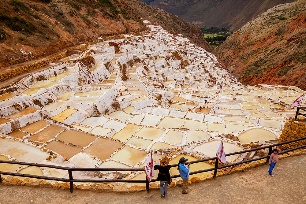 Maras Salt Mines (Salineras de Maras), Peru, South America