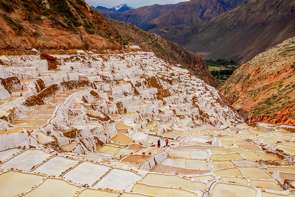 Maras Salt Mines (Salineras de Maras), Peru, South America