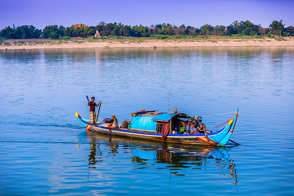 Life along the Mekong River from the Mekong Princess at twilight, Cambodia, Indochina, Southeast Asia, Asia