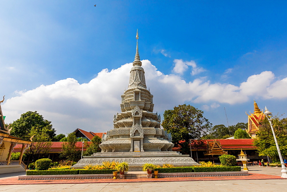 Temples at the Royal Palace in Phnom Penh, Cambodia, Indochina, Southeast Asia, Asia