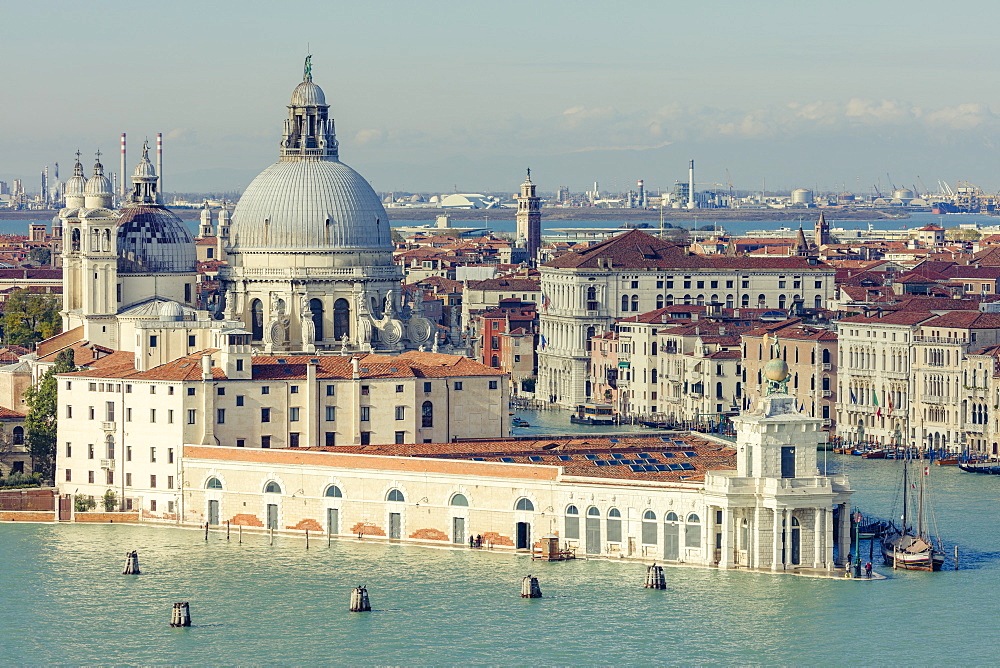 Punta della Dogana and Santa Maria della Salute standing at the meeting point of the Grand and Giudecca canals, Venice, UNESCO World Heritage Site, Veneto, Italy, Europe