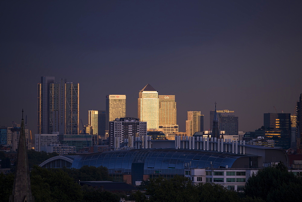 Canary Wharf, Docklands, at sunset from the top of Primrose Hill, London, England, United Kingdom, Europe