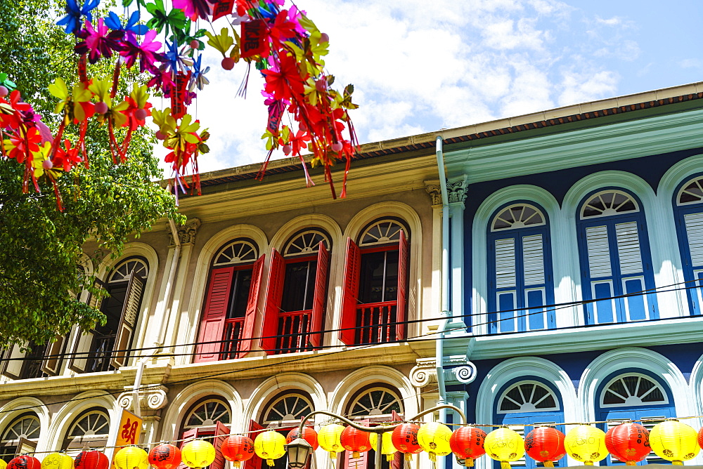 Restored and colourfully painted old shophouses in Chinatown, Singapore, Southeast Asia, Asia