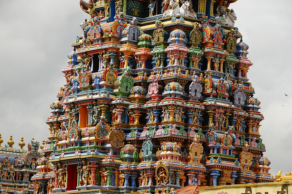 Detail of colourful Gopuram in Meenakshi Temple, Madurai, Tamil Nadu, India, Asia