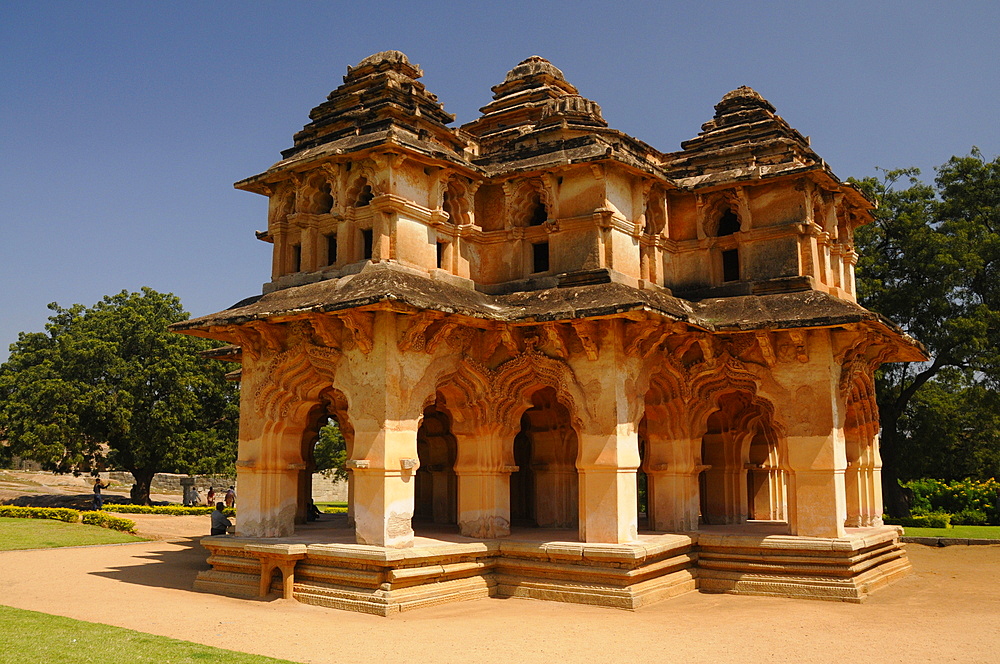 Lotus Mahal, Hampi, UNESCO World Heritage Site, Karnataka, India, Asia