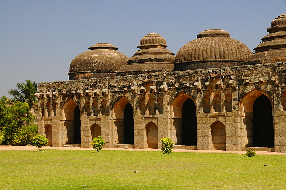 Elephant Stables, Hampi, UNESCO World Heritage Site, Karnataka, India, Asia