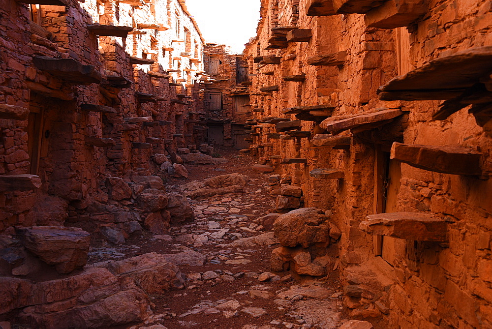 Behind the walls of the Berber granary, Agadir Tashelhit, Anti-Atlas mountains, Morocco, North Africa, Africa