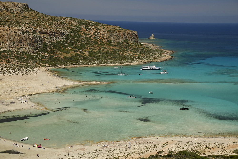 Balos Lagoon Beach and Cape Tigani, elevated view, Gramvousa Peninsula, Chania Region, Crete, Greek Islands, Greece, Europe