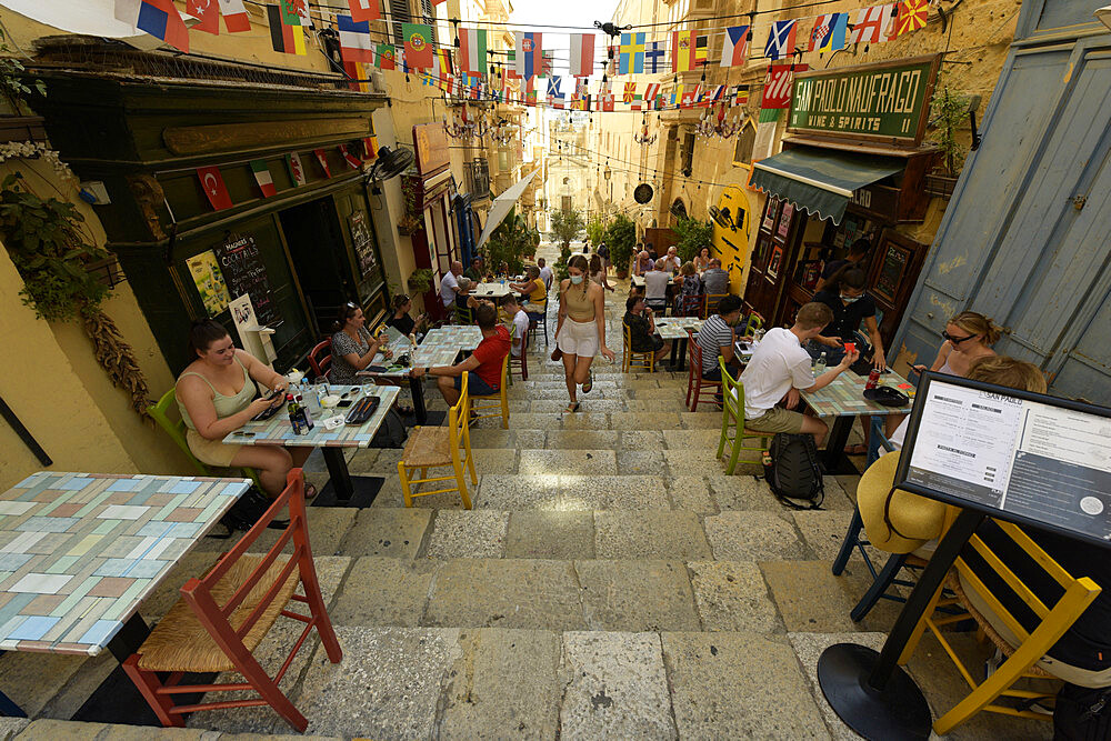 Street of La Valetta old town, La Valetta, Malta, Mediterranean, Europe