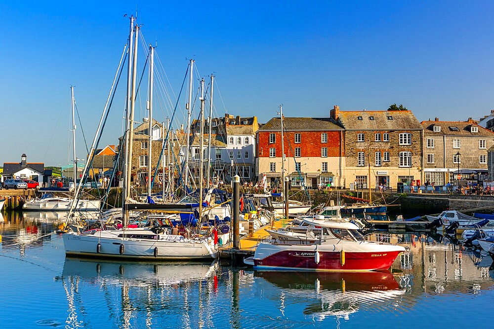 Boats and Harbour, Padstow, Cornwall, England, United Kingdom, Europe