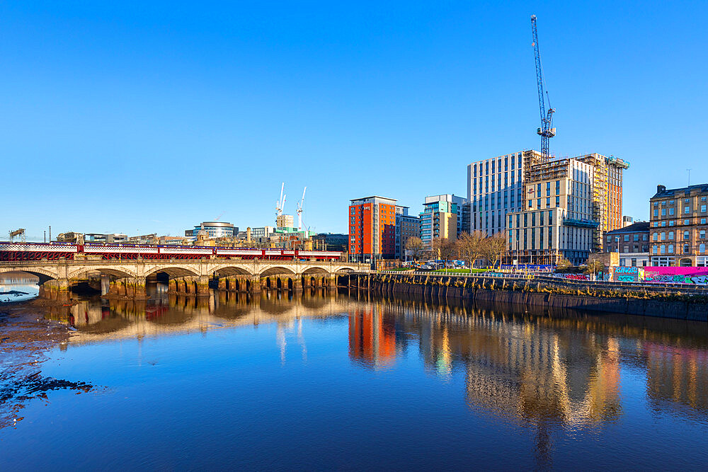 King George V Bridge, River Clyde, Glasgow, Scotland, United Kingdom, Europe