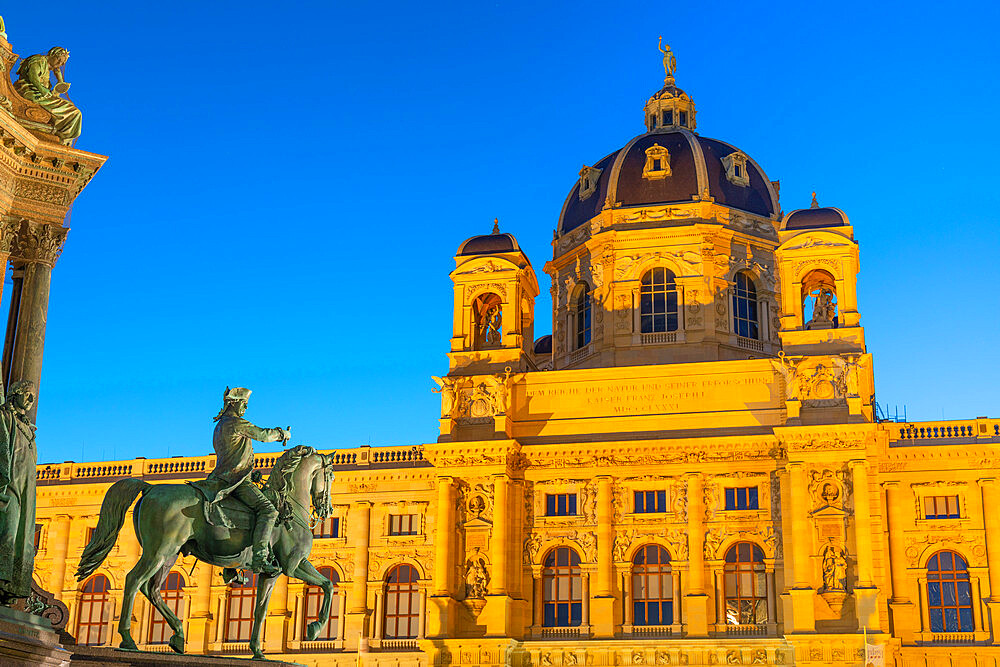 Maria Theresia monument and Natural History Museum at dusk, Vienna, Austria, Europe