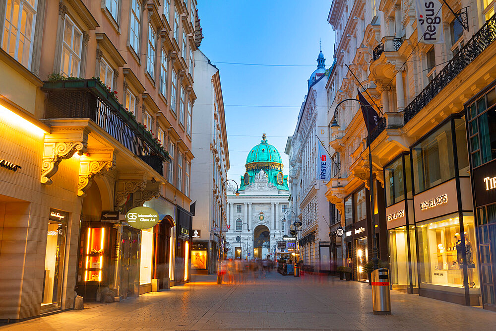 Kohlmarkt street and the Hofburg Palace, Innere Stadt District, UNESCO World Heritage Site, Vienna, Austria, Europe