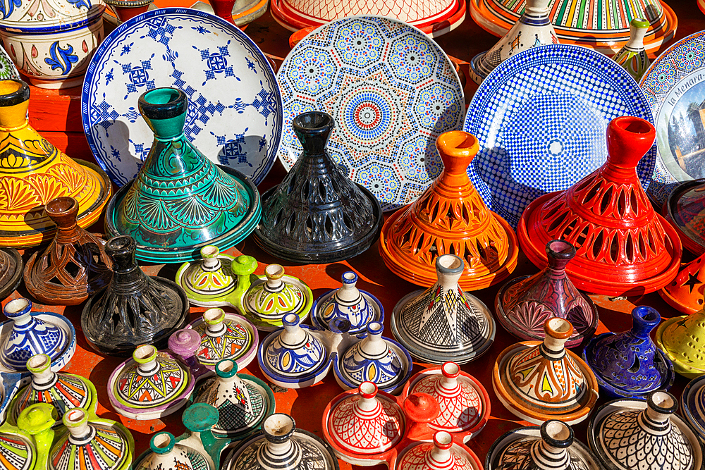 Morrocan Tagines and dishes, Medina, Marrakesh, (Marrakech), Morocco