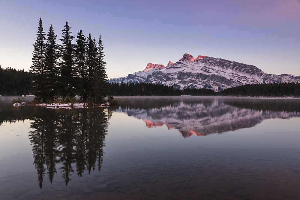 Two Jack Lake sunrise with Mount Rundle, Banff National Park, UNESCO World Heritage Site, Alberta, Canadian Rockies, Canada, North America