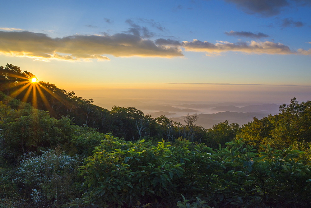 Sunrise over the Blue Ridge Mountains, North Carolina, United States of America, North America