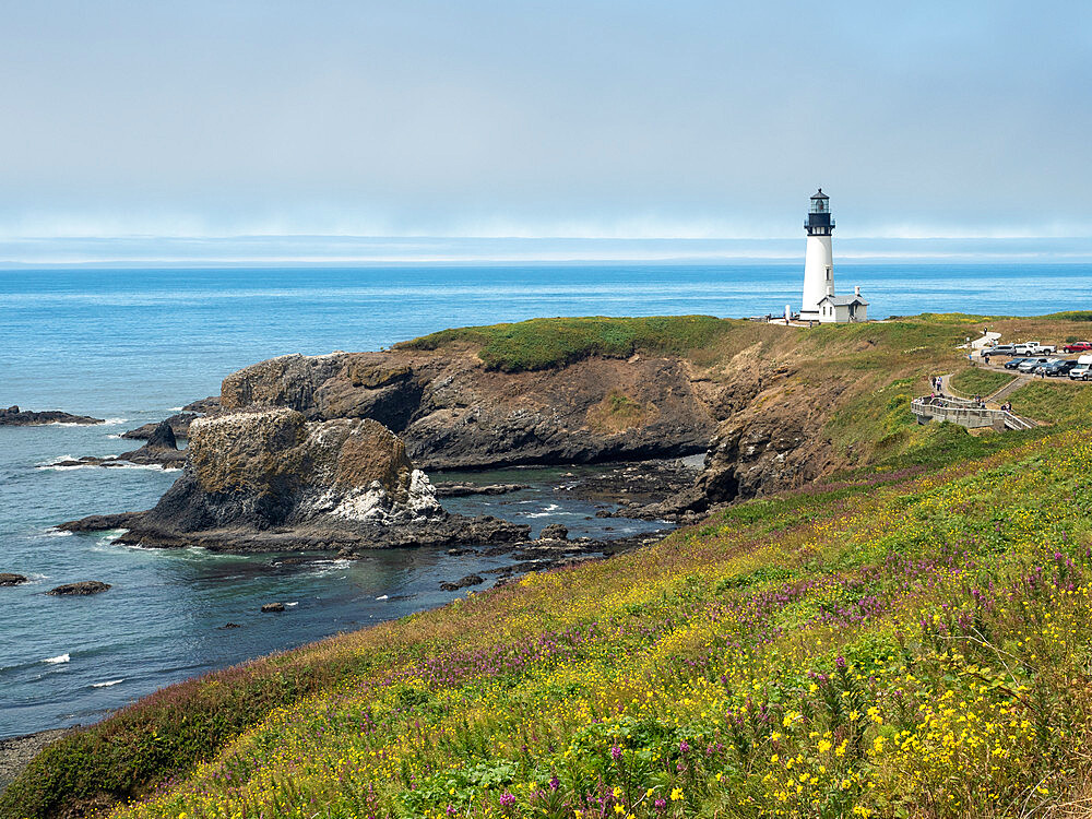 Yaquina Head lighthouse, Oregon, United States of America, North America