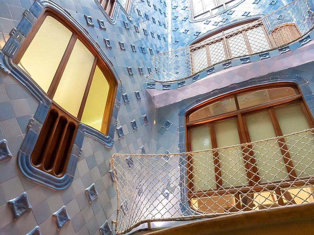 Interior of Casa Battlo, designed by Antoni Gaudi, UNESCO World Heritage Site, Barcelona, Catalonia, Spain, Europe