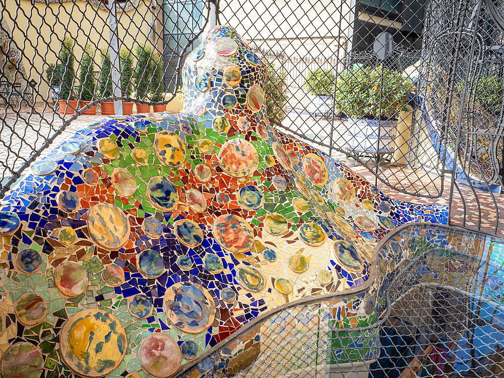 Trencadas mosaic, back terrace of Casa Battlo, designed by Antoni Gaudi, UNESCO World Heritage Site, Barcelona, Catalonia, Spain, Europe