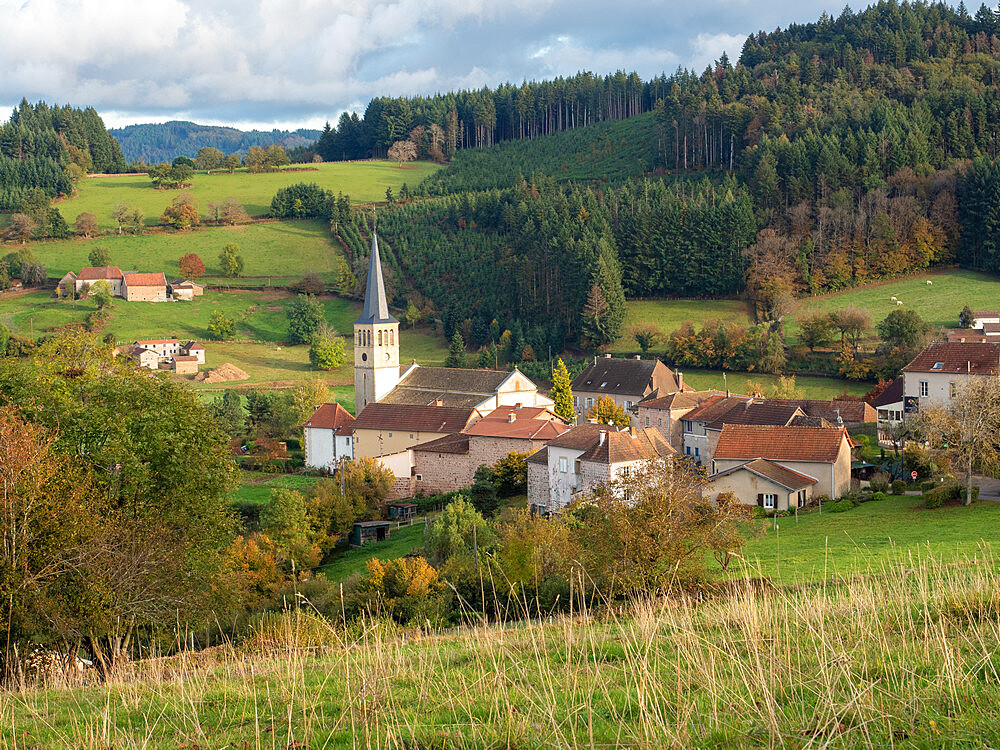 The tiny village of Saint Racho near La Clayette in southern Burgundy, France, Europe