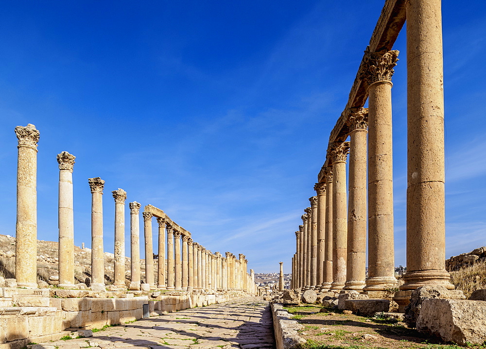 Colonnaded Street (Cardo), Jerash, Jerash Governorate, Jordan, Middle East