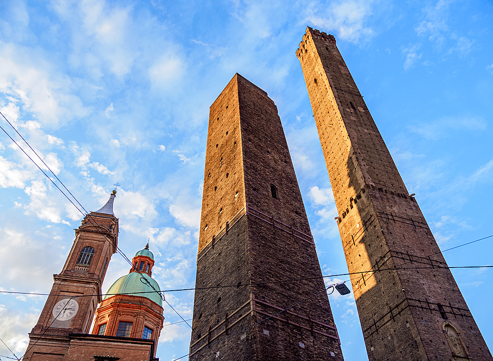 The Two Towers at sunrise, Bologna, Emilia-Romagna, Italy, Europe