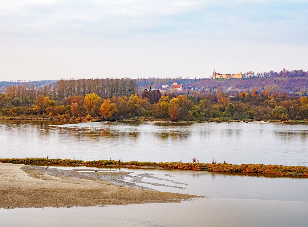 View over The Vistula River towards Janowiec, sunset, Lublin Voivodeship, Poland, Europe