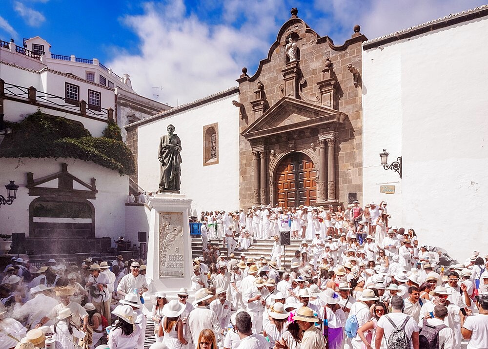 Los Indianos Carnival Party at Plaza de Espana in front of the El Salvador Church, Santa Cruz de La Palma, Canary Islands, Spain, Europe