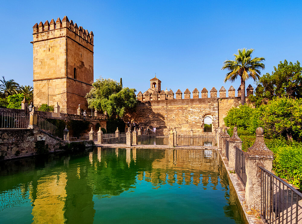 Gardens of Alcazar de los Reyes Cristianos (Alcazar of the Christian Monarchs), UNESCO World Heritage Site, Cordoba, Andalusia, Spain, Europe