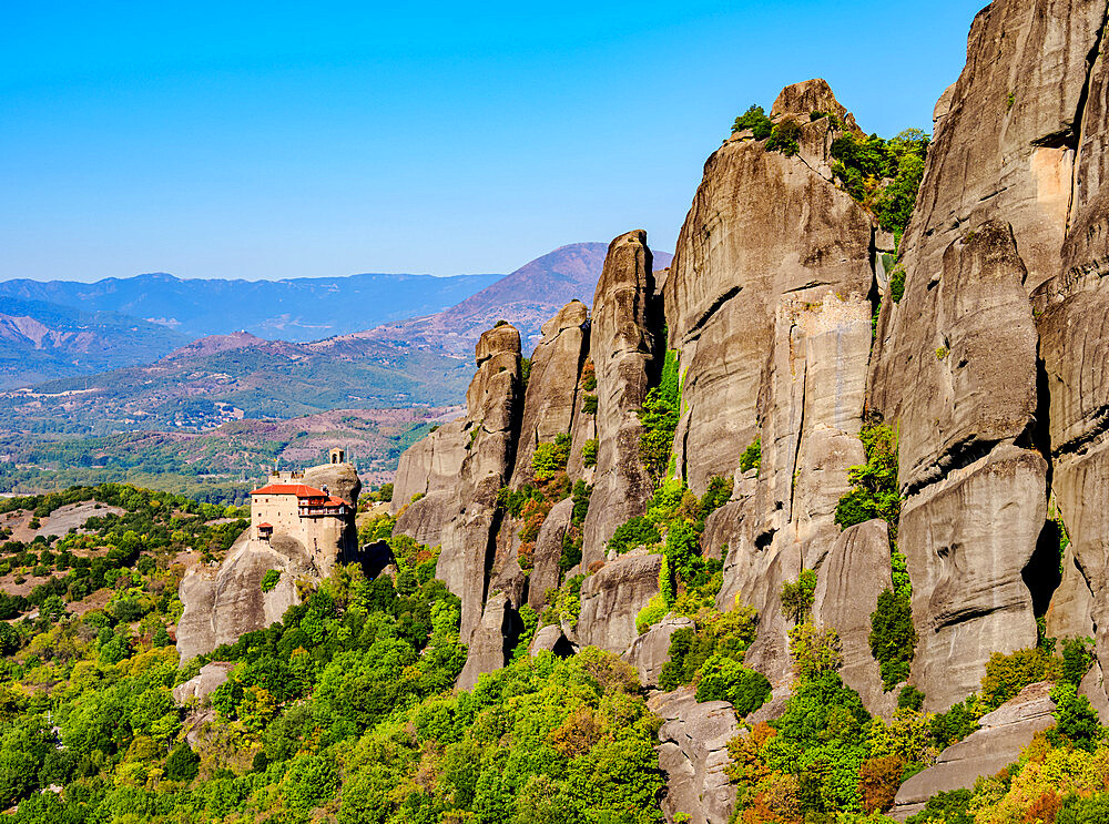 View towards the Monastery of Saint Nicholas Anapafsas (Anapausas), Meteora, UNESCO World Heritage Site, Thessaly, Greece, Europe