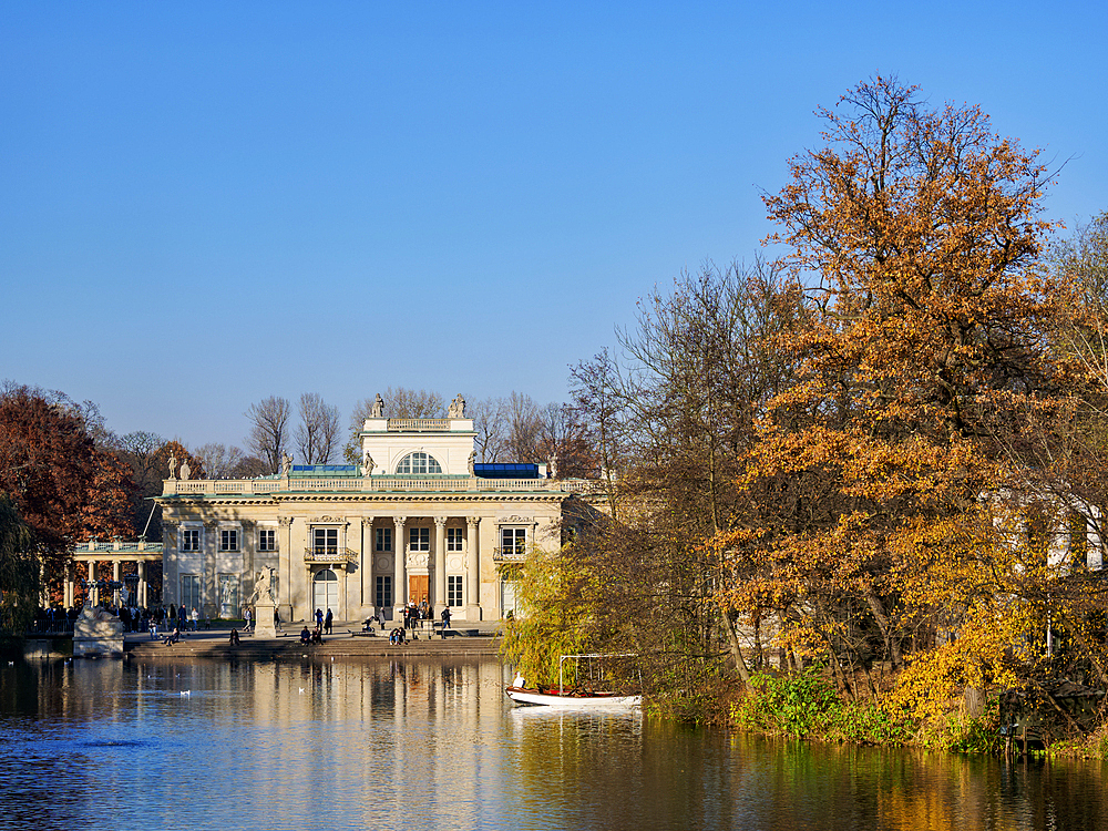 Palace on the Isle, Lazienki Park (Royal Baths Park), Warsaw, Masovian Voivodeship, Poland, Europe