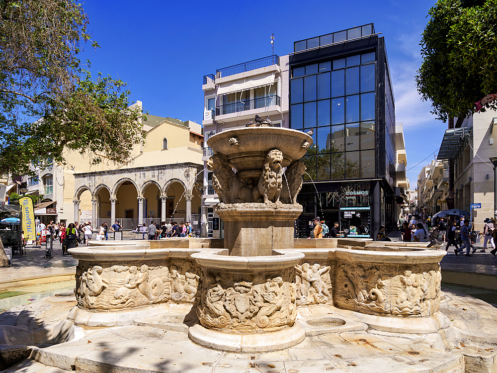 Morosini Fountain at the Lion Square, City of Heraklion, Crete, Greek Islands, Greece, Europe