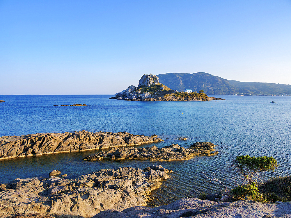 Kastri Island seen from Agios Stefanos Beach, Kamari Bay, Kos Island, Dodecanese, Greek Islands, Greece, Europe