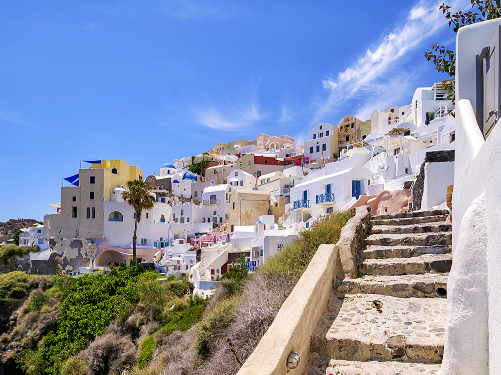 Oia Village, Santorini (Thira) Island, Cyclades, Greek Islands, Greece, Europe