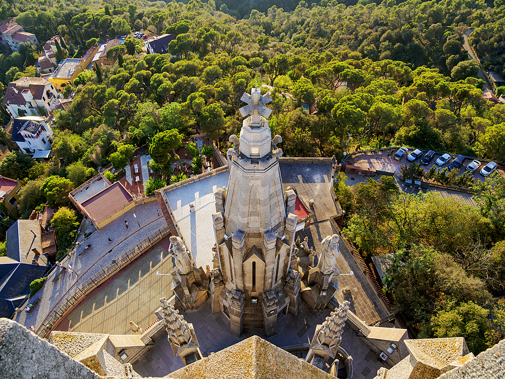 Temple Expiatori del Sagrat Cor, elevated view, Mount Tibidabo, Barcelona, Catalonia, Spain, Europe