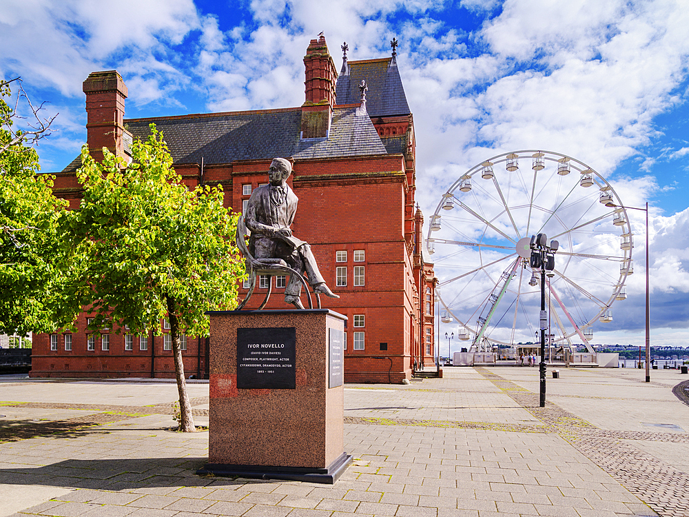 Ivor Novello Statue and Pierhead Building, Cardiff Bay, Cardiff, Wales, United Kingdom, Europe