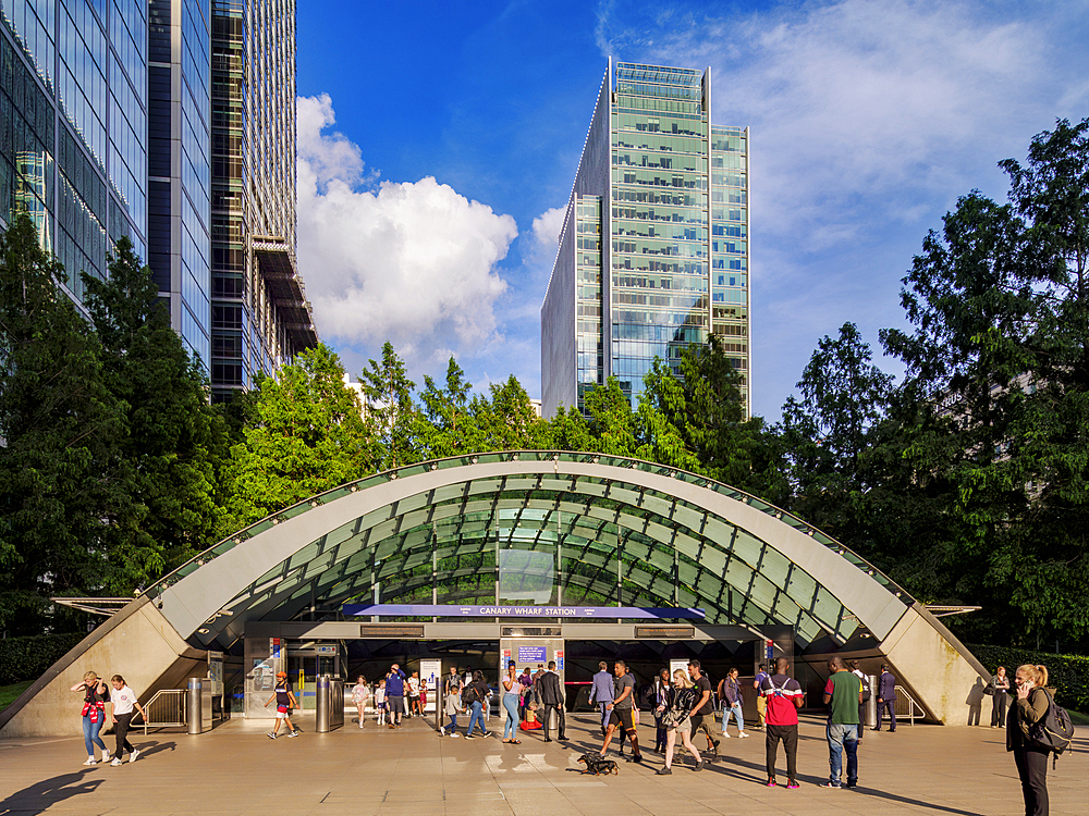 Canary Wharf Underground Station, Canary Wharf, Docklands, London, England, United Kingdom, Europe