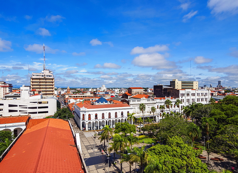 Elevated view of 24 de Septiembre Square, Santa Cruz de la Sierra, Bolivia, South America