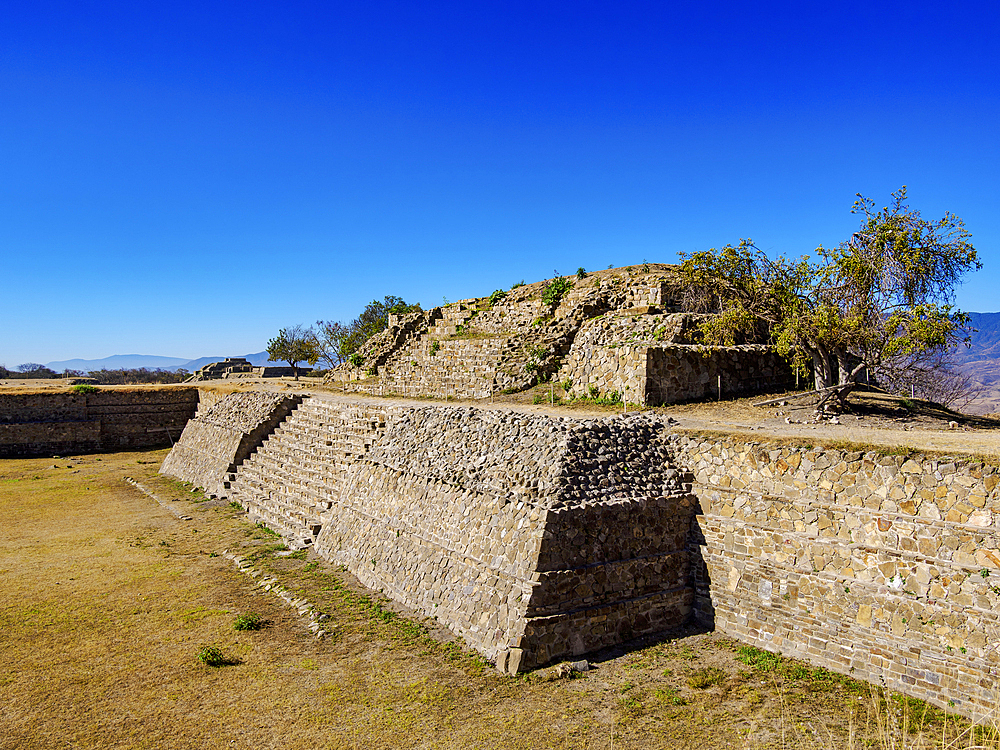 Patio Hundido, Sunken Courtyard, North Platform, Monte Alban Archaeological Site, Oaxaca State, Mexico