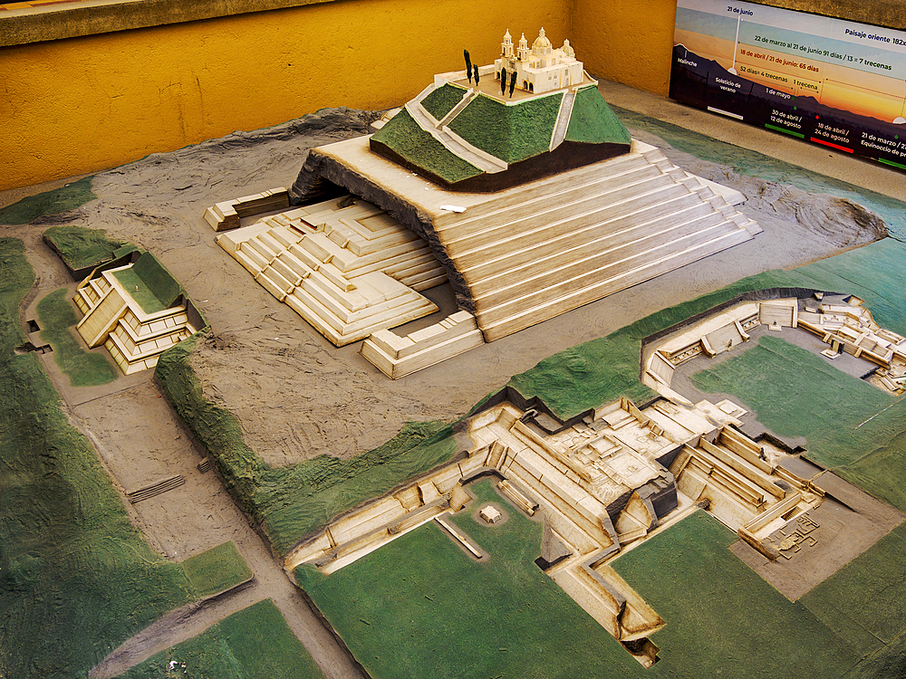 Museum of the Great Pyramid, interior, Cholula, Puebla State, Mexico