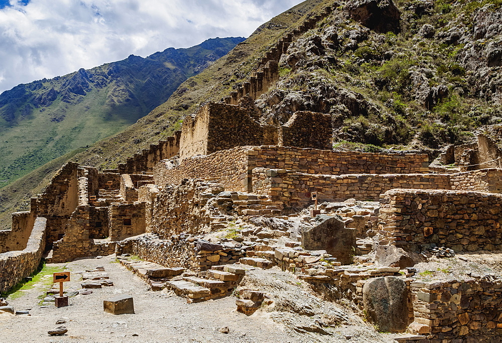 Ollantaytambo Ruins, Sacred Valley, Cusco Region, Peru, South America