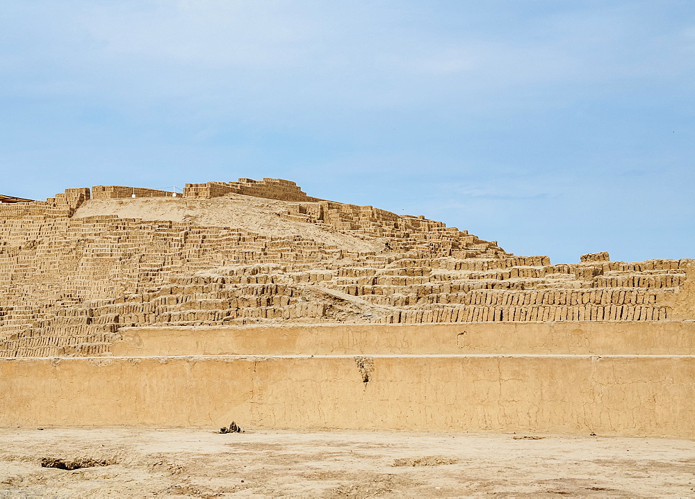 Huaca Pucllana Pyramid, Miraflores District, Lima, Peru, South America