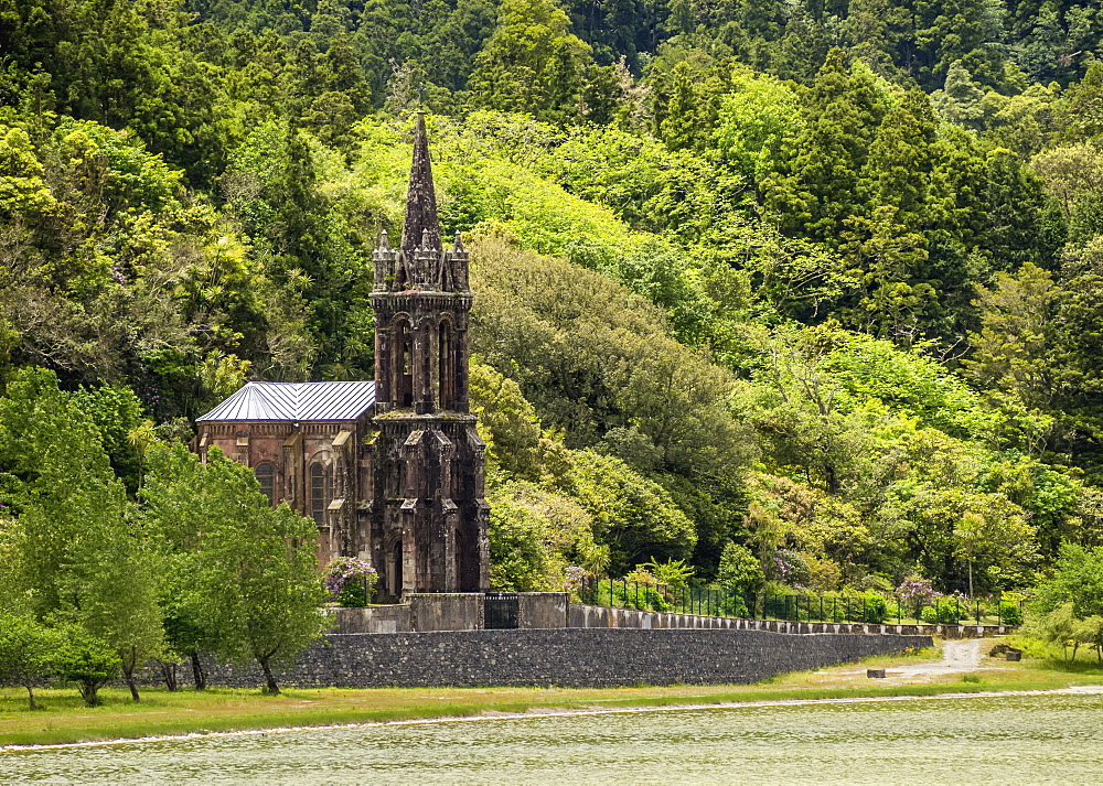 Chapel of Nossa Senhora das Vitorias by the Lagoa das Furnas, Sao Miguel Island, Azores, Portugal, Atlantic, Europe